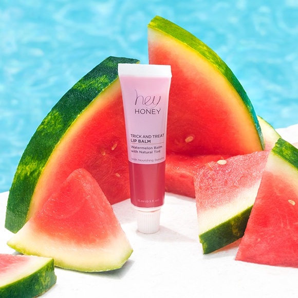 New honey lip balm and goodness and grace lip gloss - Picture 5 of 8